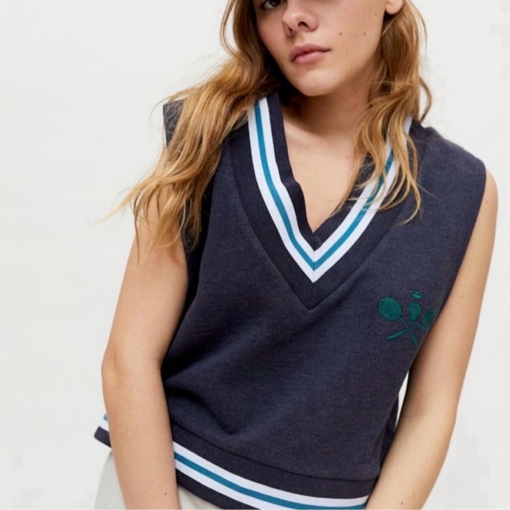 Urban Outfitters Charcoal Knit Tennis Vest with Teal & White Trim